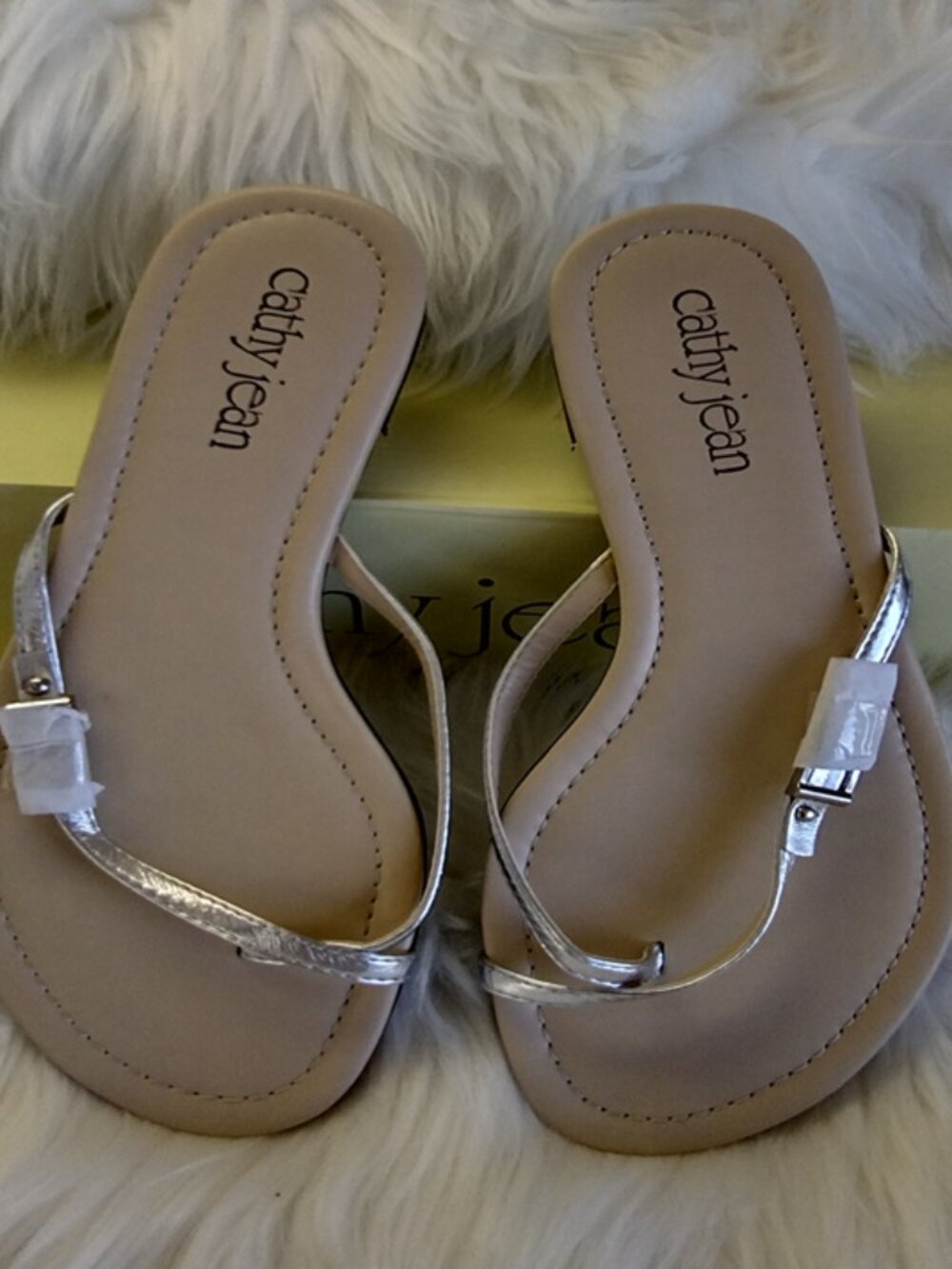 Cathy Jean Silver – Loop Toe flat sandals Women Silver Metallic – Size 8